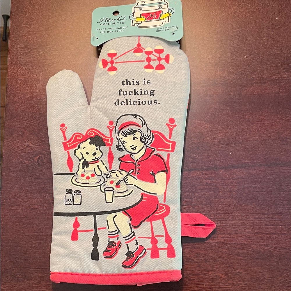 Gray and Red Oven Mitt with Retro Design